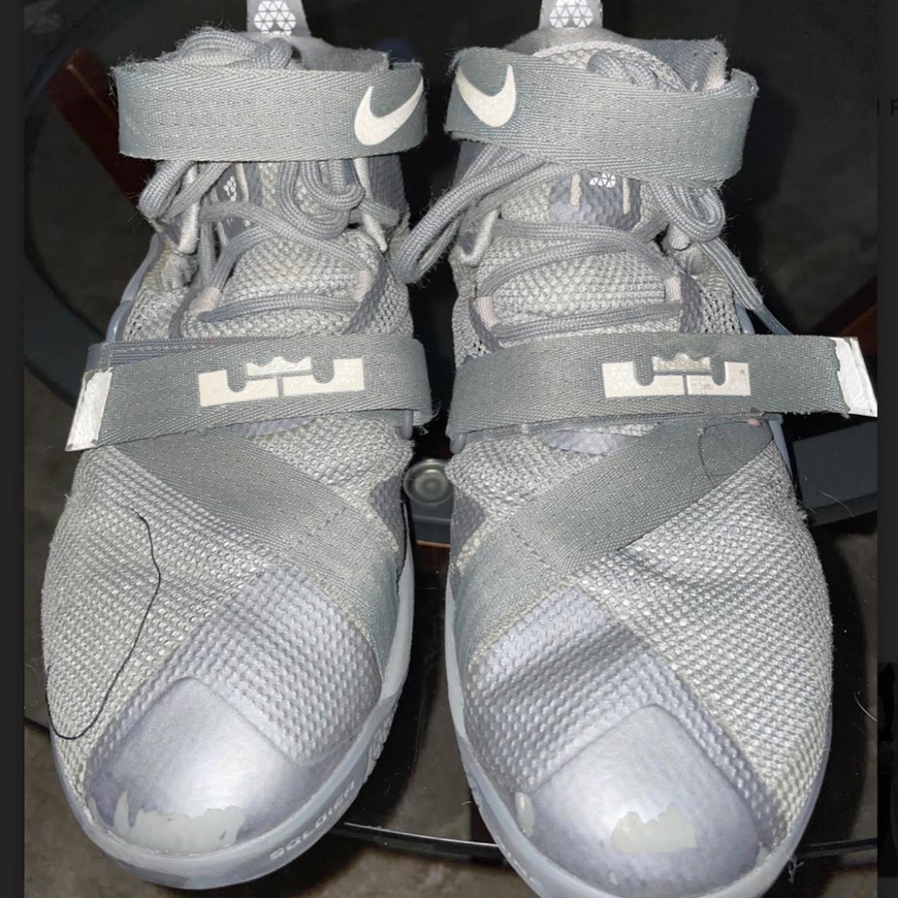 Nike LeBron James Soldier Youth Sneakers
